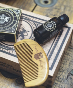 Pieptene de barba Dear Barber Comb - imagine 4