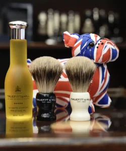 Ulei Pre Barbierit Truefitt & Hill Pre-Shave Oil 60ml - imagine 3